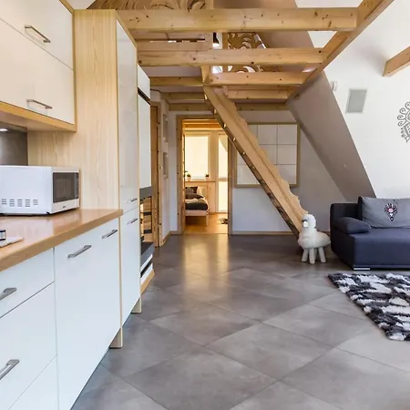 Udanypobyt Widokowy Διαμέρισμα *